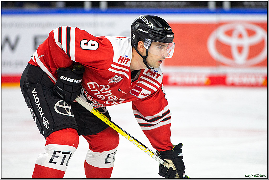 PENNY DEL; Koelner Haie- Schwenninger Wild Wings; Koeln, 06.12.2022